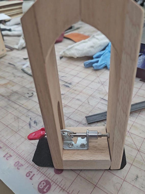 Table top Stitching Pony