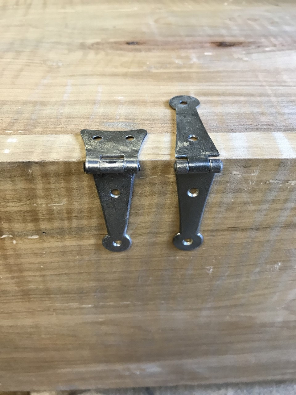 Small Reverse Pinned Full Strap hinges and Half Strap Hinges with