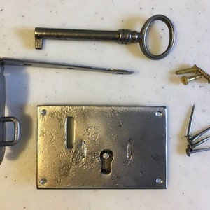 18th Century Antique Reproduction (B Style) Trunk Chest or Box Hasp Lock with Iron Key and nails