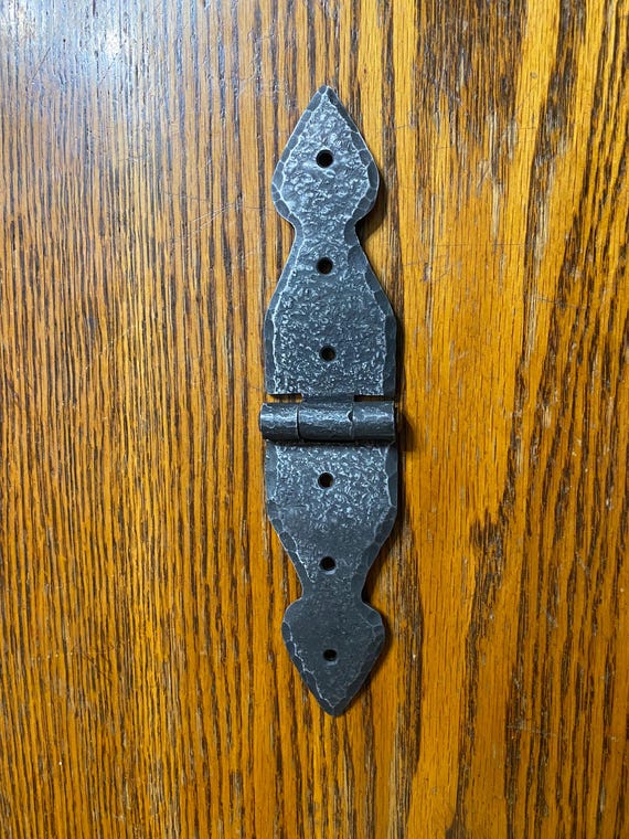 Whiskey Wine Barrel Arrowhead heavy 11Ga strap Hinge