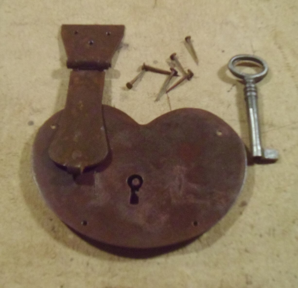 18th Century Style Antique Reproduction Trunk/Chest Hasp Lock with Iron Key