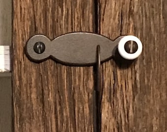 Early American Style Cabinet Latch with Porcelain Knob