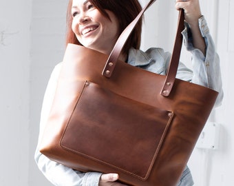 Leather Tote Bag Leather Anniversary Gift for Women Zipper Outside Pocket Monogram Totes Leather Purse Gifts for Her Mothers Day Gift Ideas