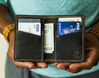 Mens Slim Front Pocket Wallet. Personalized Bifold Cards Wallet. Slim Credit Card holder. Mens card wallet. Monogrammed Groomsmen Gift.