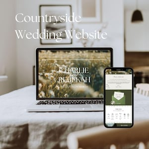 Può includere: Un computer portatile e uno smartphone che mostrano un modello di sito web per matrimoni in stile country. Lo schermo mostra il testo Charlie and Rebekah are getting married su un campo di margherite. La vista mobile presenta un'icona.