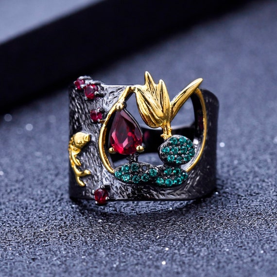 Garnet 2024 flower ring