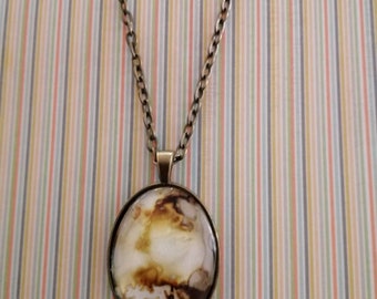 Pendant oval shaped