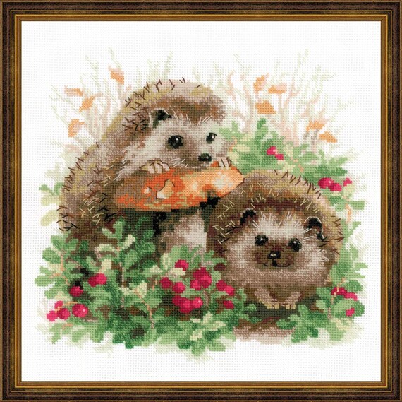 RIOLIS 1472 AT THE FOUNTAIN COUNTED CROSS STITCH KIT