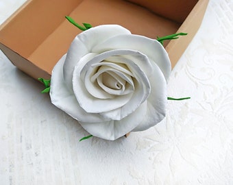 Wedding rose hair fork for bride and the mother of the bride, bridal hair piece white flower, white floral hair pin for bridal up do