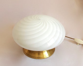 Giglio, Vintage Swirl Murano Table Lamp, Italy, 1960s