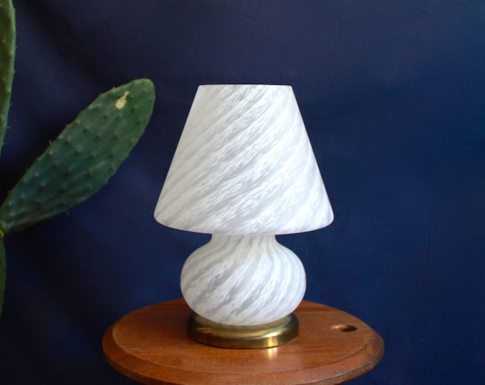 Bianca, Vintage Swirl Murano Mushroom Lamp by Murano Vetri, Italy, 1970s