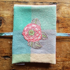 Blanketed By Peonies 編み針ホルダーロール、かぎ針ケース、交換可能な針ホルダー