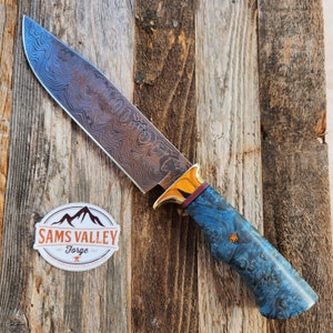 Large 8.5 inch damascus bowie.  One of a kind, damascus forged by Sams Valley Forge!