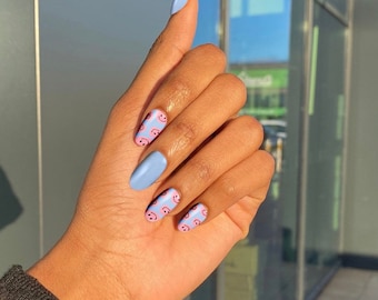 Heart Smiles Nail Wraps, Valentines nails, Heart nails, valentine nail wraps, Pink nail wraps, Red Nail Wraps