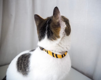 hufflepuff cat collar
