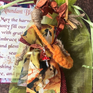 Champignon de récolte d'automne avec carte de bénédiction