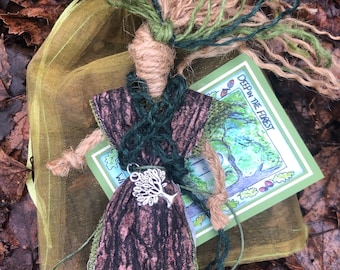 Sorcière verte sorcière des forêts talisman porte-bonheur sorcière de cuisine poupée poppet Wicca cadeau wicca