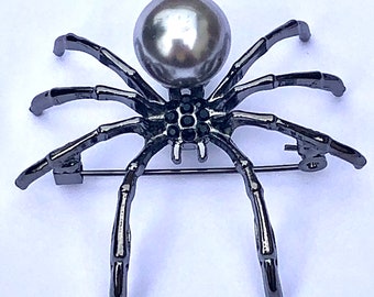 Spider brooch / Necklace pewter and silver coloured beautiful gift set Samhain Yule gift