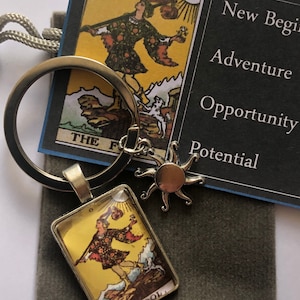 Tarot Karte Schlüsselanhänger The Fool Glas Cabochon Sonne Charm Tasche und Karte