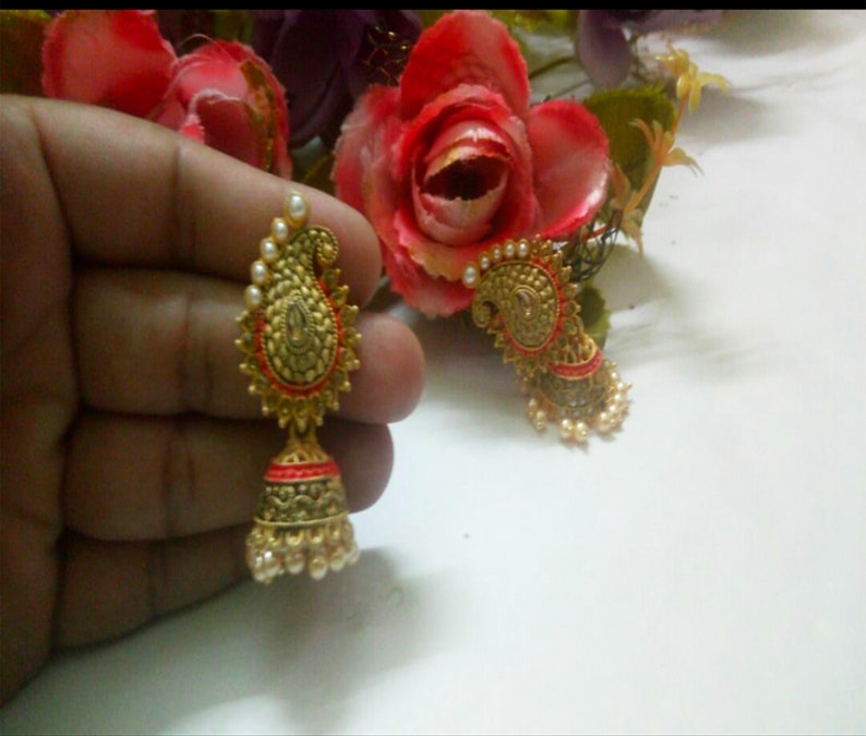 Indian Designer Pearls Jhumki Gold Plated Matt Finish Hand Painting Work With Small Kundan Party Wear Jewelry Handmade Wedding Fashion Set