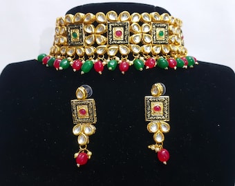 Set di collana e orecchini Kundan Choker: gioielli da sposa indiani placcati in oro
