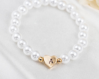 Pulsera de perlas personalizada para niños, pulsera de perlas con dije de corazón con inicial, pulsera para propuesta de dama de honor, pulseras para bebés, regalos para damas de honor