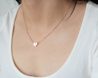 Collier initial coeur, collier initial personnalisé, collier initial coeur personnalisé, cadeau de fille de fleur, collier initial pour enfants