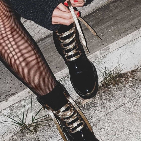 Chaussures type basket à lacets aspect cuir noir et semelle blanche po –  MY-LOOK