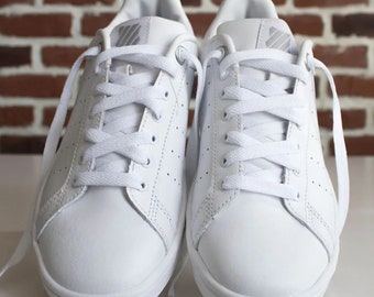 Lacets Blancs Plats - Lacets basiques - Lacets originaux pour baskets et chaussures - Shoelaces - Lacets tendance - Accessoire chaussures