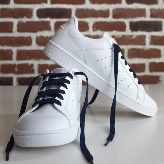Navy blue hot sale shoelaces for sneakers