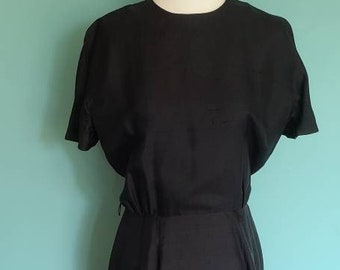 1950s black silk shantung dress, vintage silk dress, vintage wiggle dress, vintage Jonathan Logan dress, vintage little black dress, size s