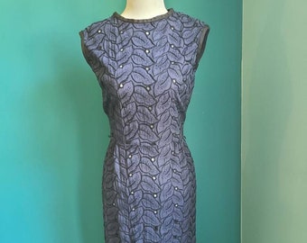 Size Medium/ Size Large, 1950s Vintage dress, embroidered, leaf, monstera plant, cut out, pinup, rockabilly, navy, black, volup vintage