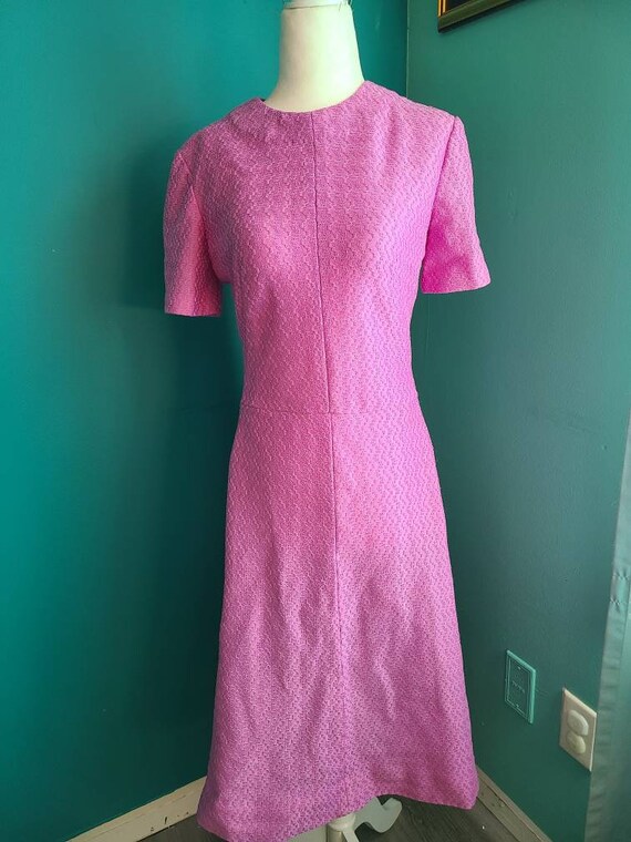 Size medium/ 1960s mod dress, lilac, lavender, a … - image 2