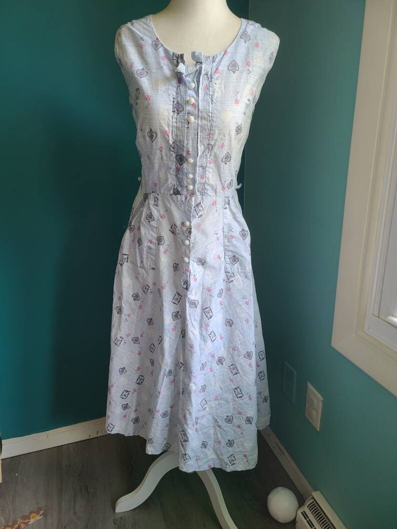 Size / 1940s Novelty Print dress with pockets, cotton, sundress, volup vintage, pinup, image 1