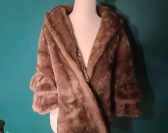 1950s faux fur shawl, faux mink, vintage faux fur, faux fur wrap, silk lined, fur jacket, fur shawl, vintage fur, 1940s, old Hollywood