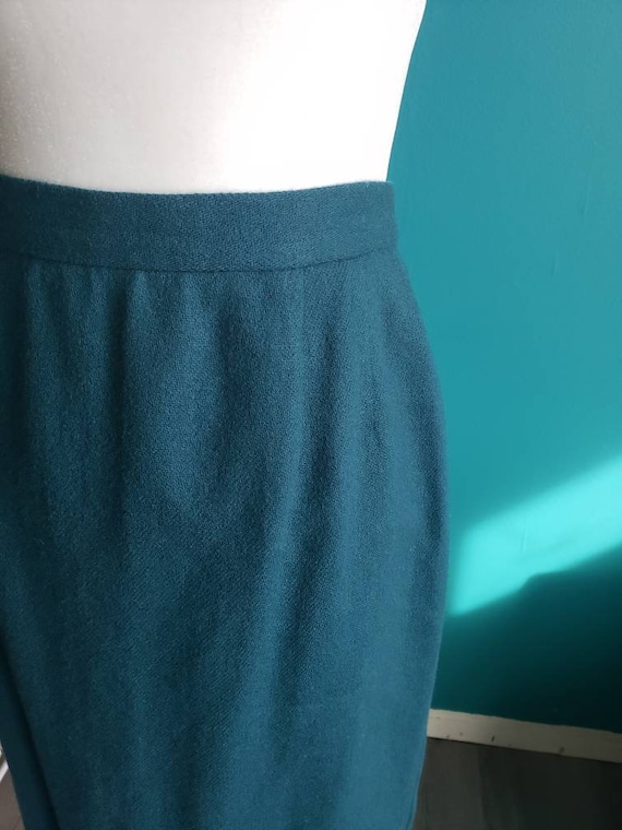 Vintage wool a-line skirt, size medium, wool midi… - image 4