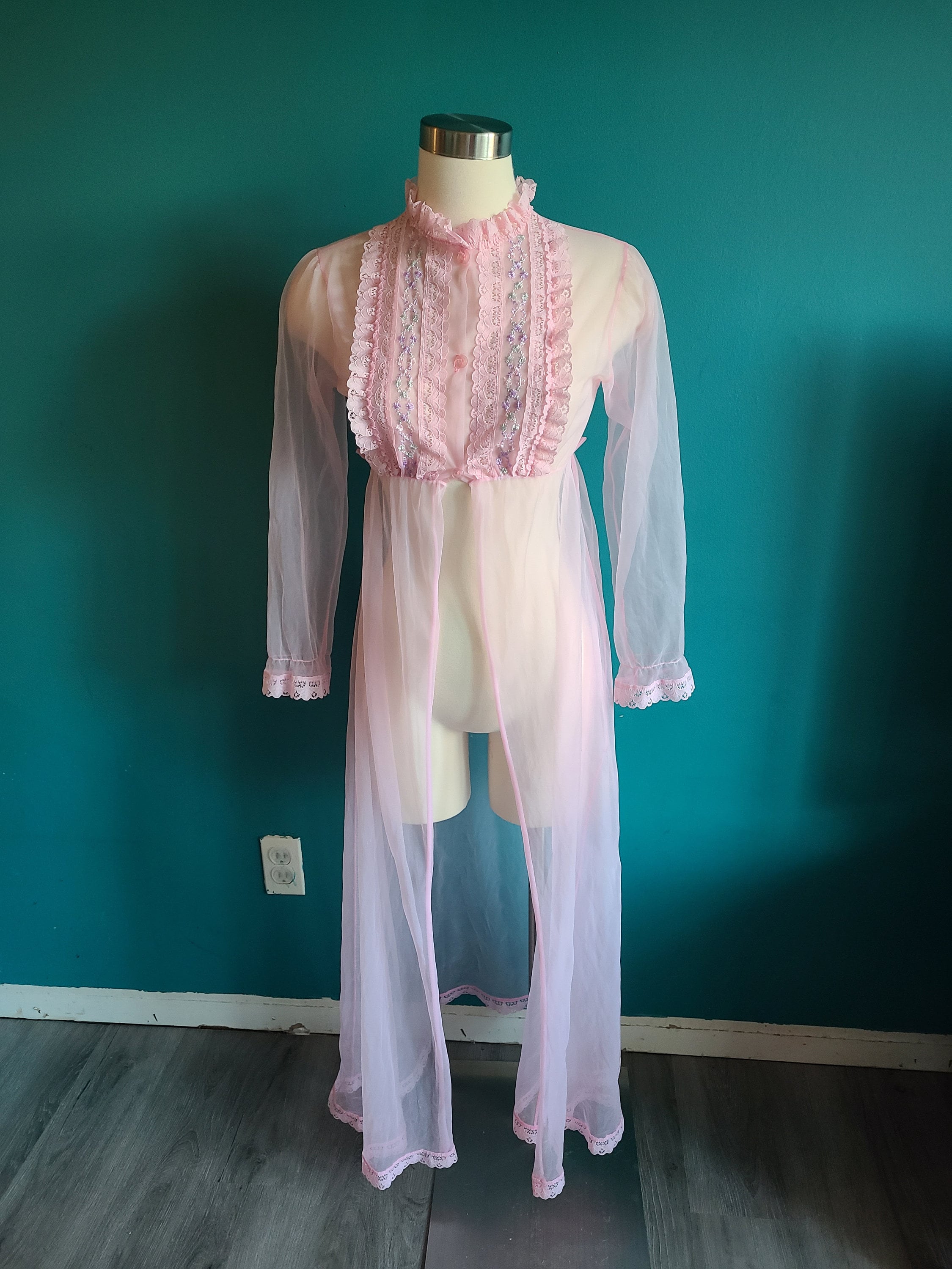 Vintage Blue Floral Applique Sheer Peignoir Set main image 1