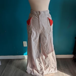 Women&#39;s Vintage 1970s Striped Bell Bottoms Flared Flare Leg Size M Retro Hippie Boho The Strawberry Plant