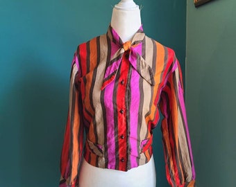Size medium / Vintage 1950s striped blouse, vintage cropped blouse, vintage crop top, vintage bow blouse, pinup, rockabilly, cotton, mod