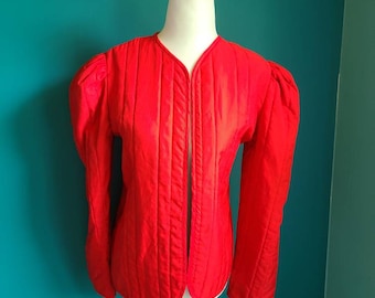 Size medium/  Vintage quilted jacket. 1980s, puff shoulder, laura asheley style, gunnies style, prairie, cottagecore