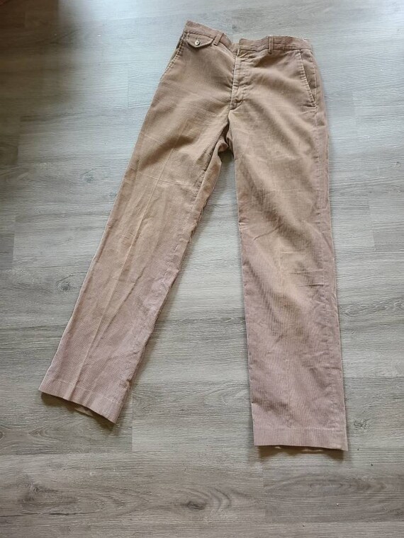 Size 12/ Vintage 1970s straight leg corduroy trous