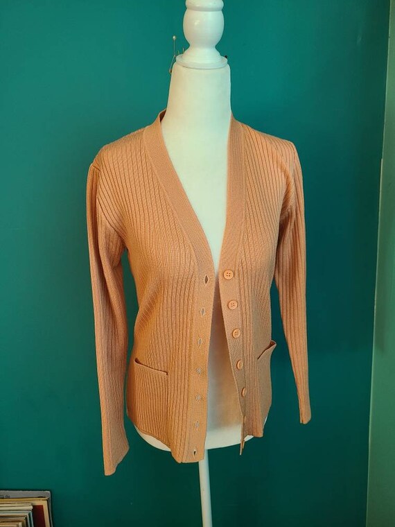 Size Small/  Vintage 1970s cardigan, vintage ribbe