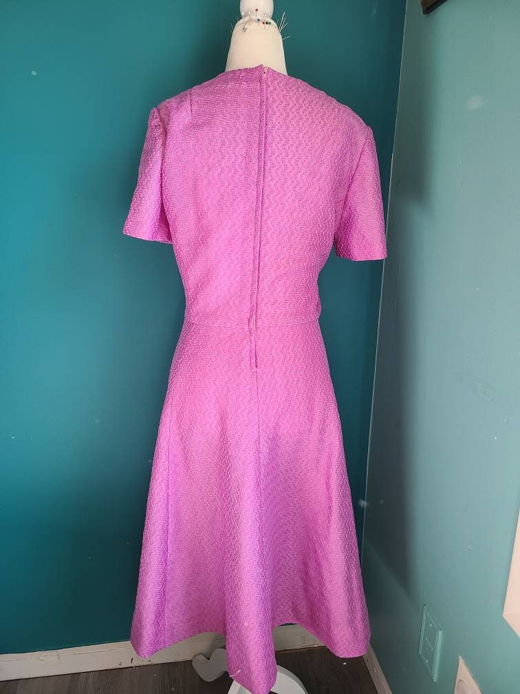 purple 60s dress Vintage 1960s Shirt Dress | 60s Purple Floral Button Down Shirtwaist Day  Dress | Large