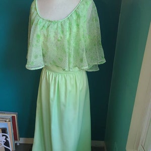 Vintage 70s green cape dress, vintage 70s maxi dress, 1970s retro formal maxi dress, pastel green maxi dress, boho maxi dress, cottagecore image 2