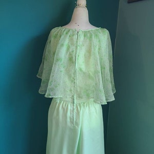 Vintage 70s green cape dress, vintage 70s maxi dress, 1970s retro formal maxi dress, pastel green maxi dress, boho maxi dress, cottagecore image 4