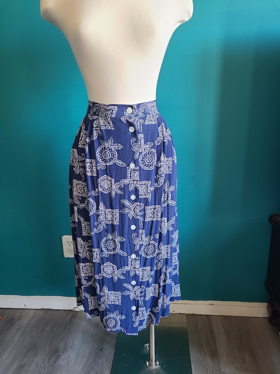 Vintage women's skirt, size medium, rayon skirt, … - image 1