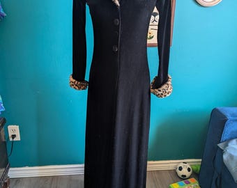 Vintage 90s Y2K velour duster with faux fur cheetah print collar and cuffs small