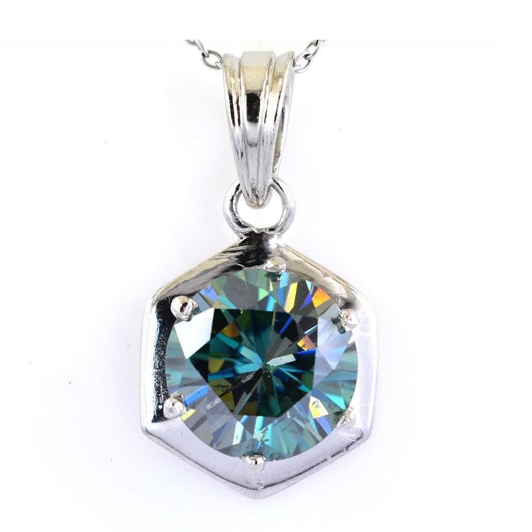 4 Ct to 8 Ct Elegant Blue Diamond Solitaire Pendant in Prong Style ...