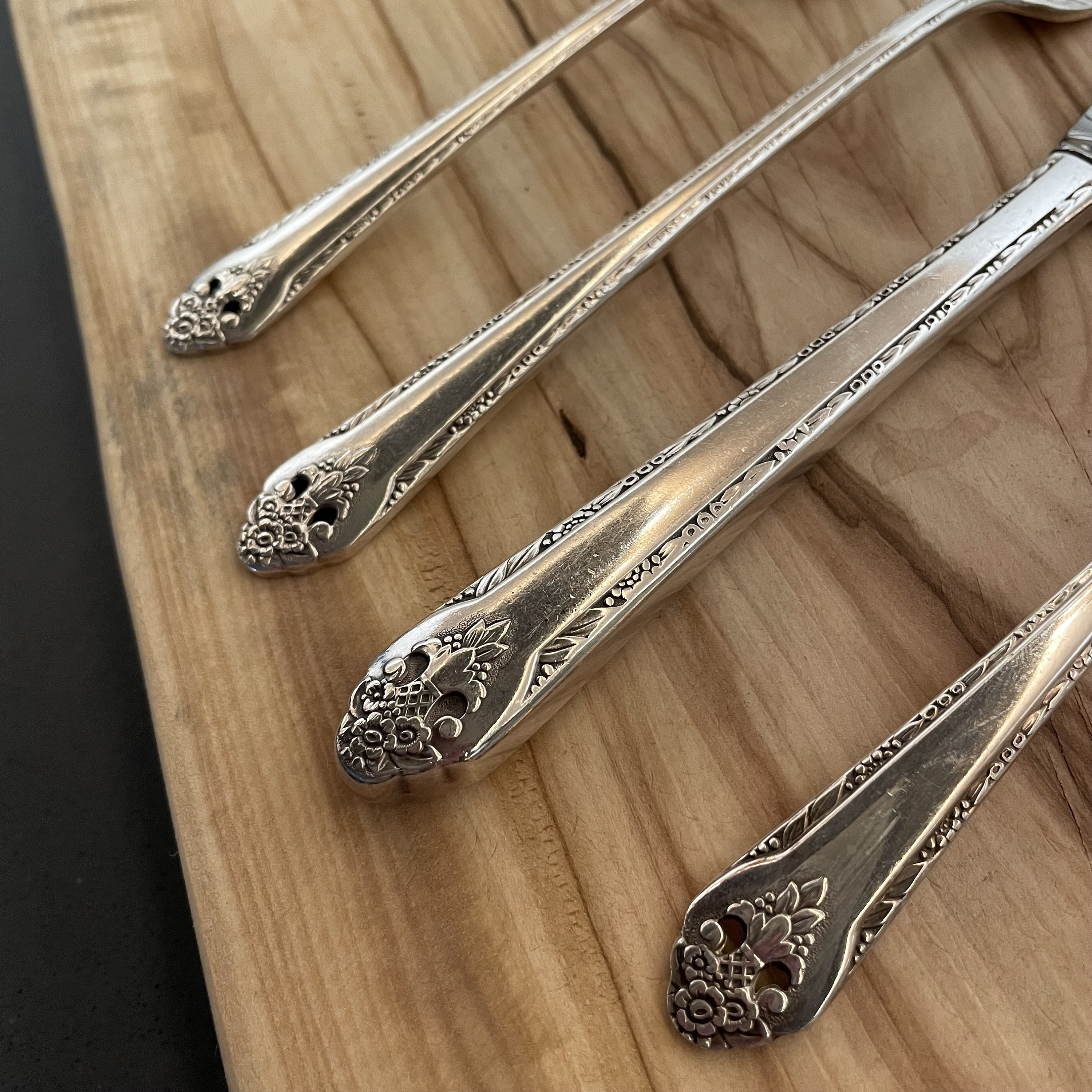 Holmes and Edwards Inlaid Silverplate Flatware - Lovely Lady