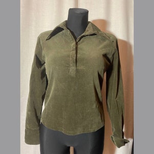 Women&#39;s Olive Green Corduroy Blouse 90s Casual long sleeves Flap Cuffs